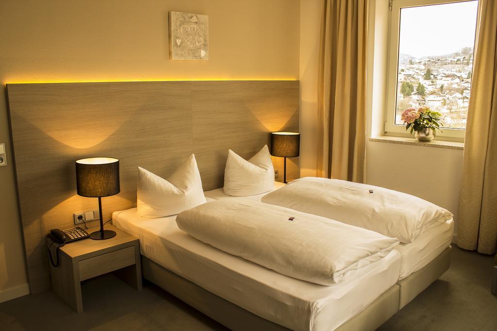 Garni Hotel Schmaus Viechtach Rum bild